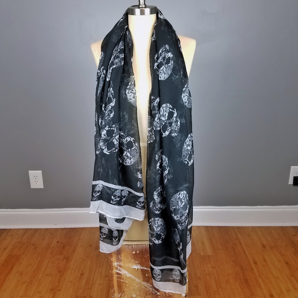 RESELLERS SPECIAL 7-pieces Skull Scarf